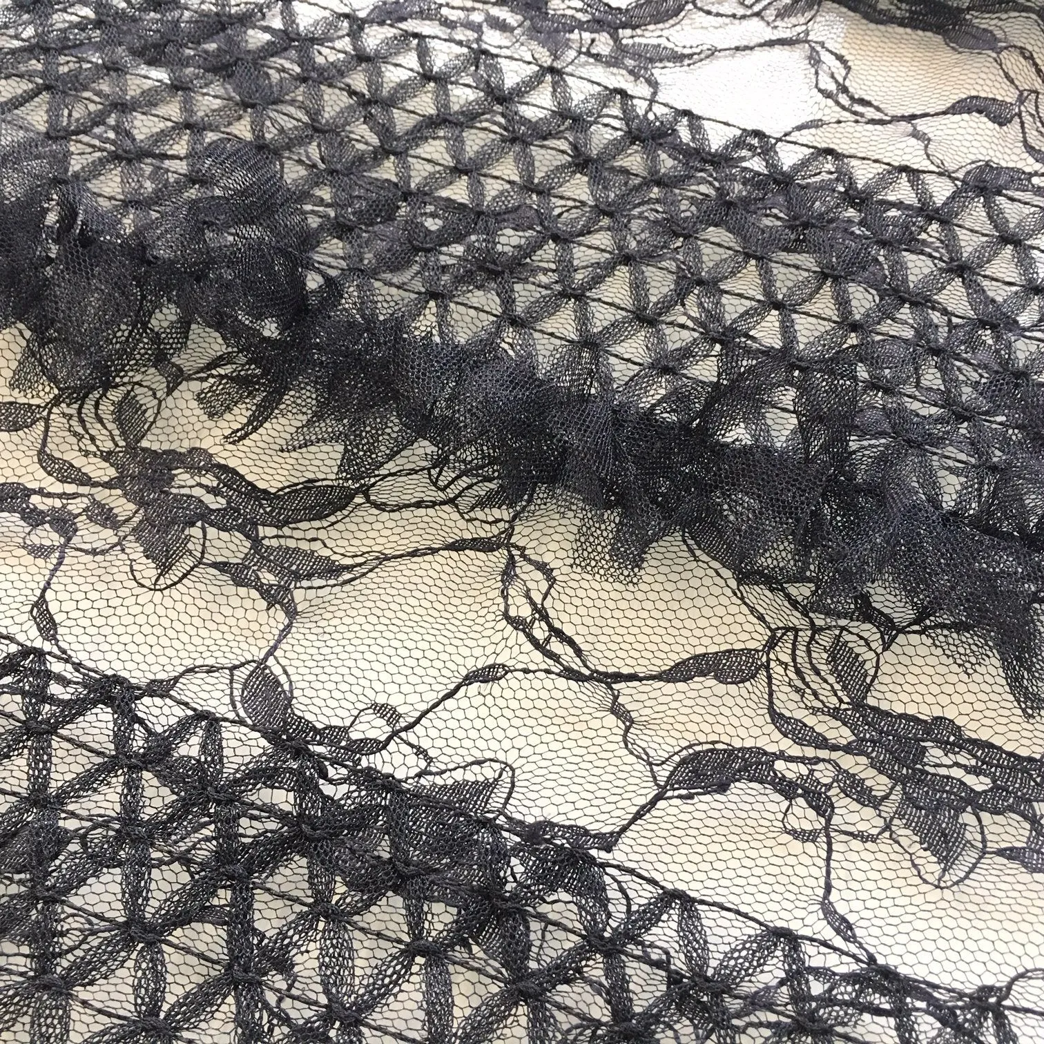 Argyle Pattern Trim Corded Fringe Design Embroidered Lace Fabric