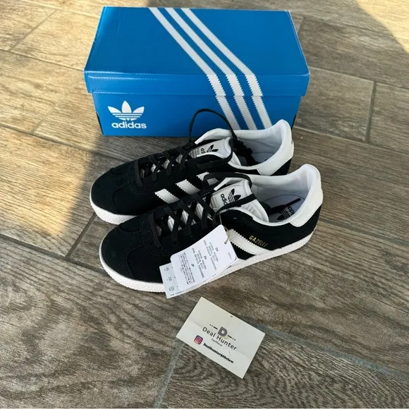 Brand New Adidas Gazelle Big Kids's Black and White Sneakers BB2502