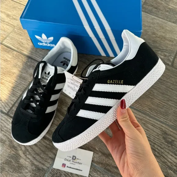 Brand New Adidas Gazelle Big Kids's Black and White Sneakers BB2502