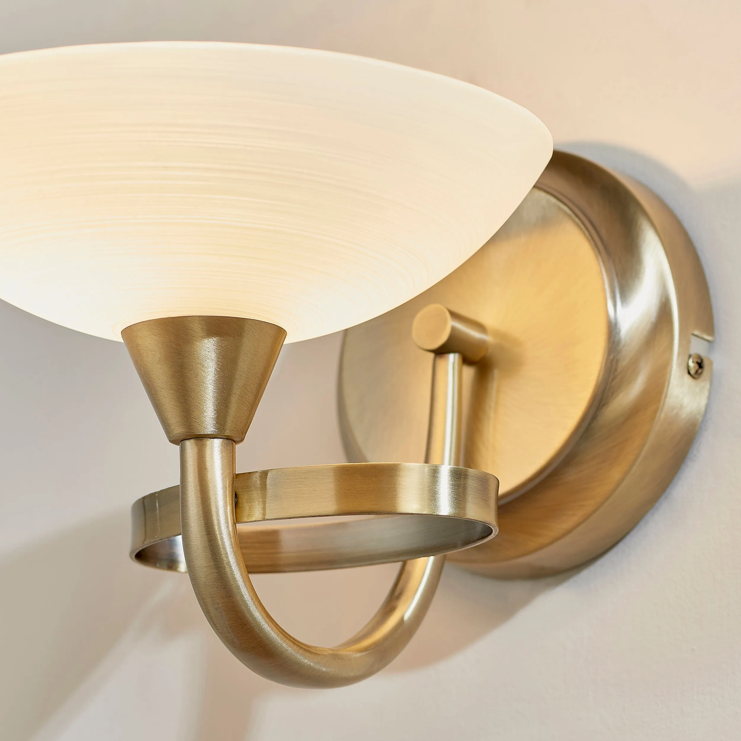 Endon CAGNEY-1WBAB Cagney 1lt Wall Antique brass plate & white glass 33W G9 clear capsule (Required)