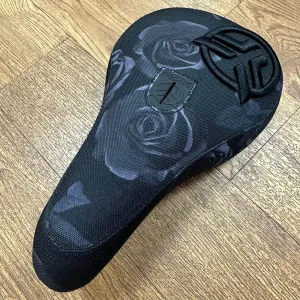 Federal Mid Pivotal Roses Seat Black / Grey