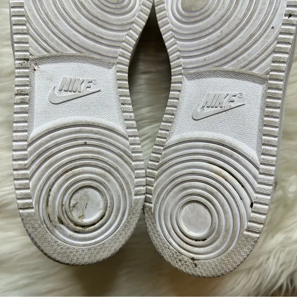 Nike Ebernon White Sneakers Size 9.5