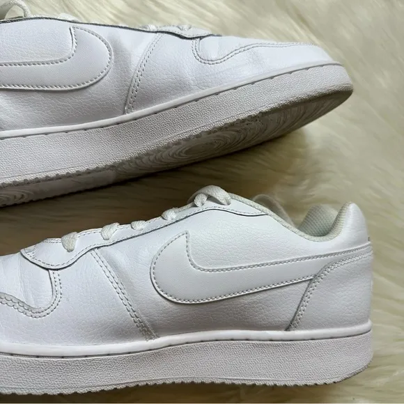 Nike Ebernon White Sneakers Size 9.5