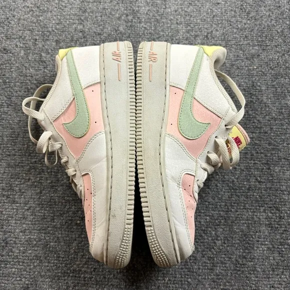NIKE Youth Air Force 1 Impact GS white Summit Easter Sneakers size: 6Y