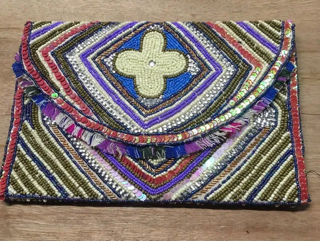 PR18 - Flower Beaded Bag