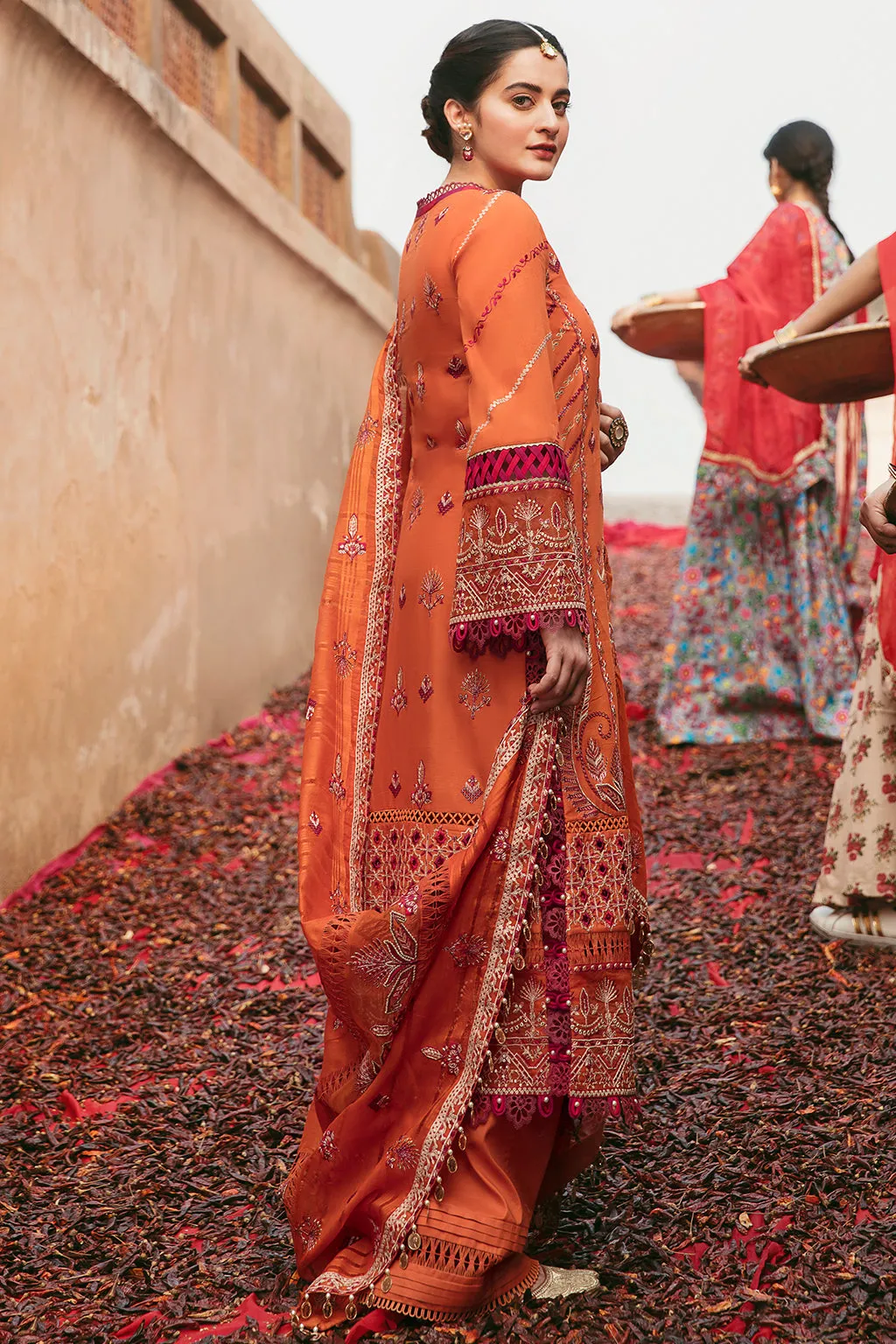 Sassi | Afrozeh Shabnami Festive Lawn Collection 2022 | Unstitched Embroidered Lawn Suits