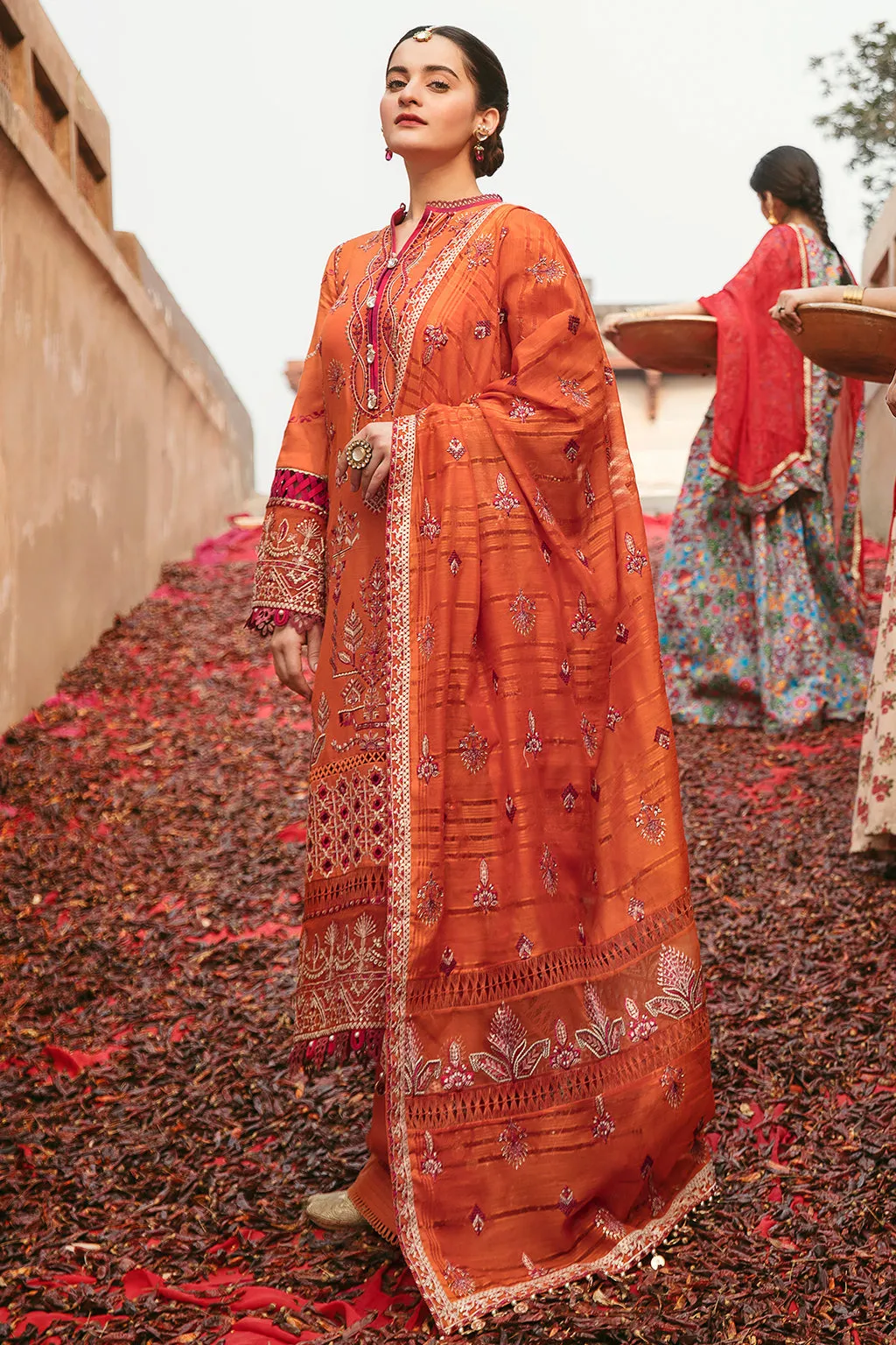 Sassi | Afrozeh Shabnami Festive Lawn Collection 2022 | Unstitched Embroidered Lawn Suits