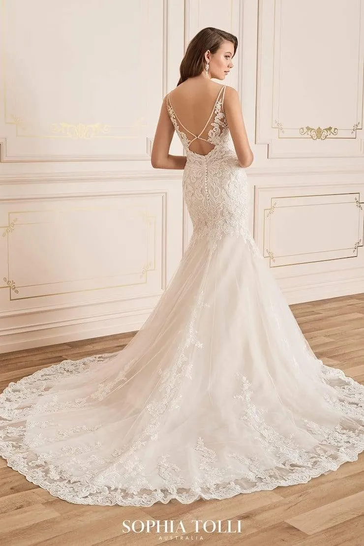 Sophia Tolli: Y12021 - Carmen