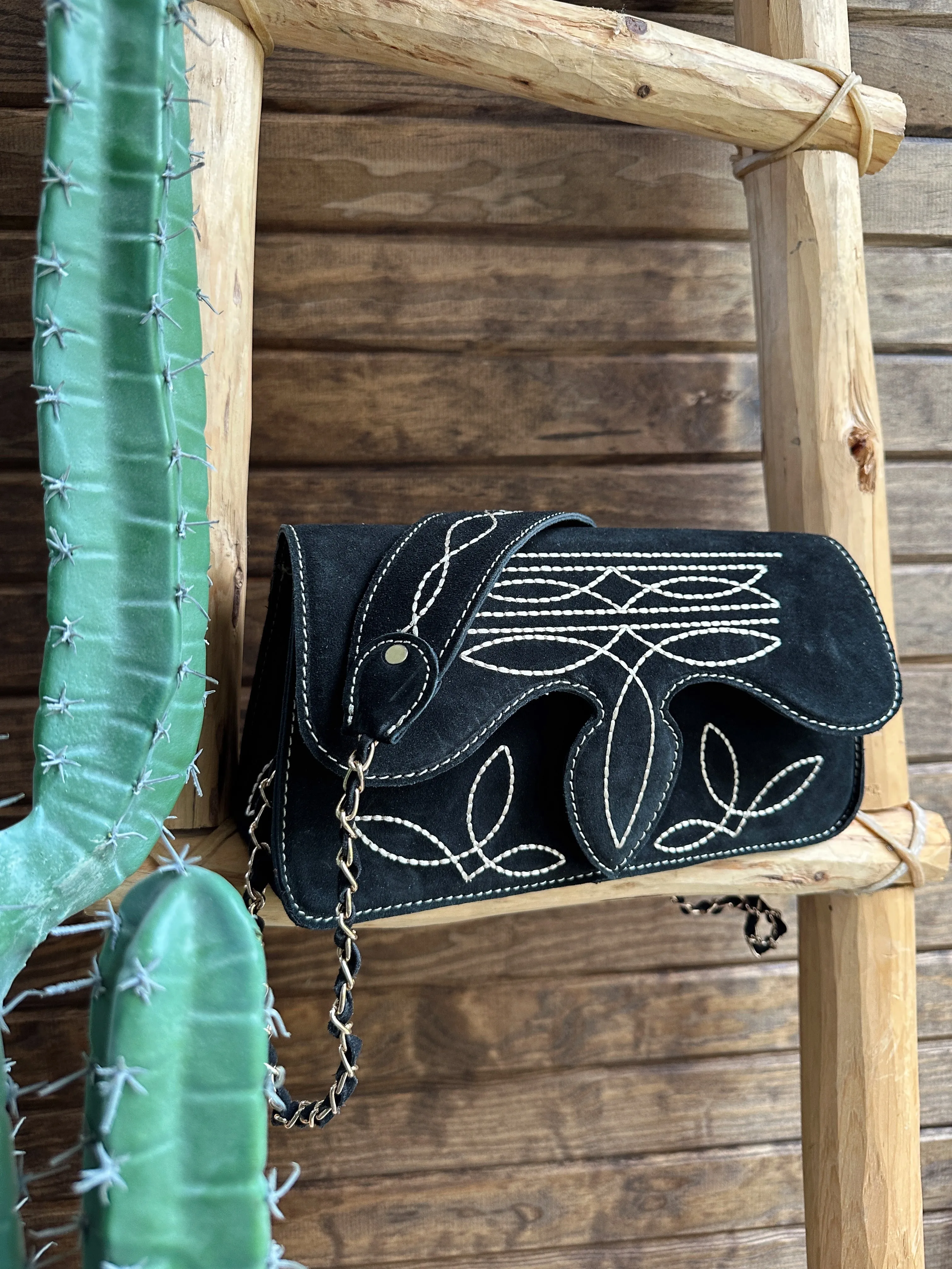 The Boot Stitch Purse - Black