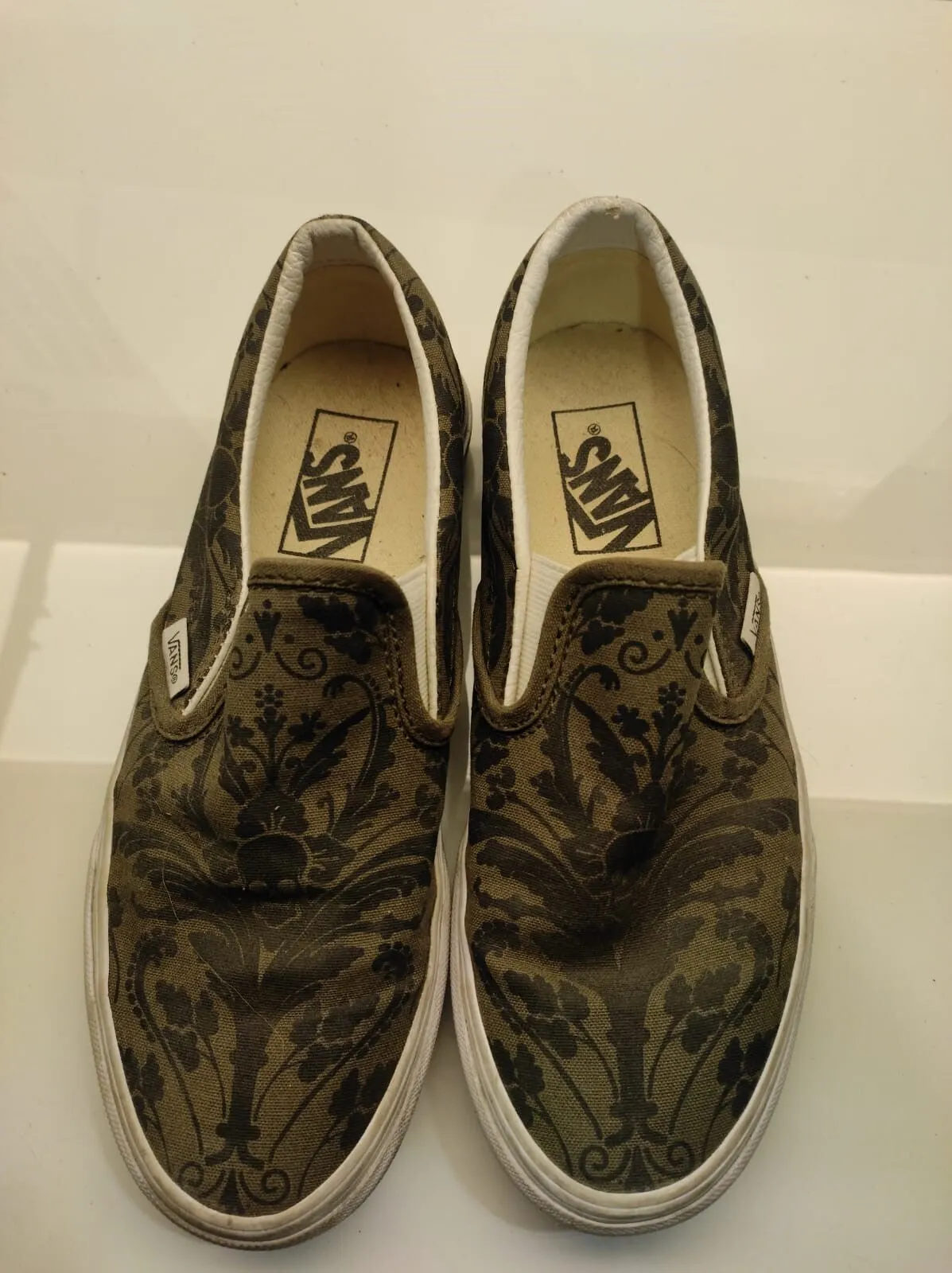 Vans Men's Classic Slip On Skull Tapestry Grape Leaf Canvas Shoes Size 5