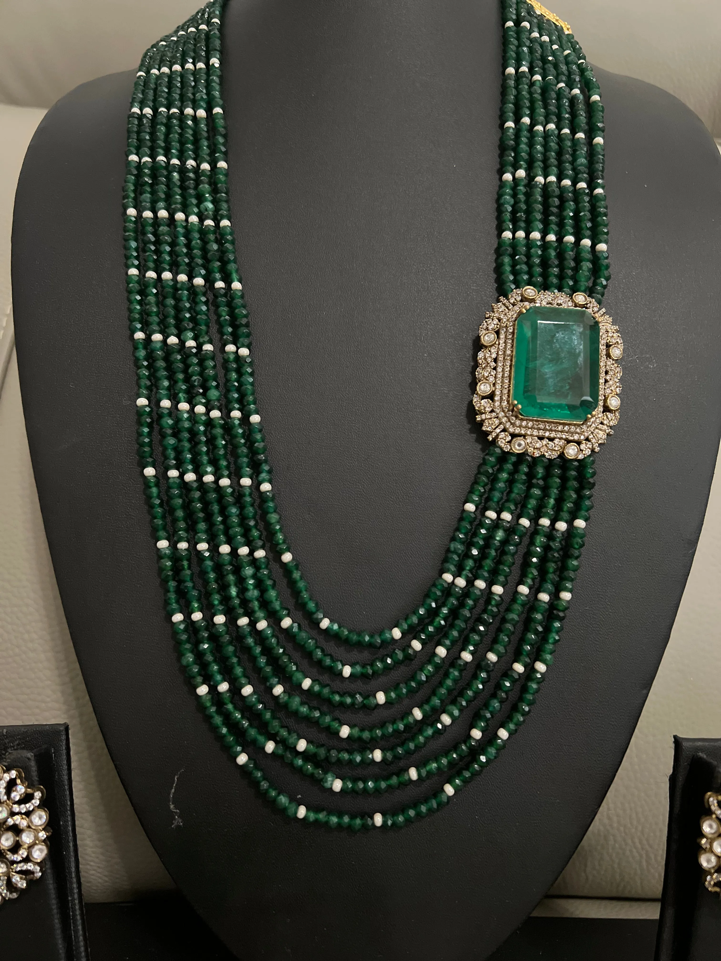 Victorian Green Beaded necklace set.