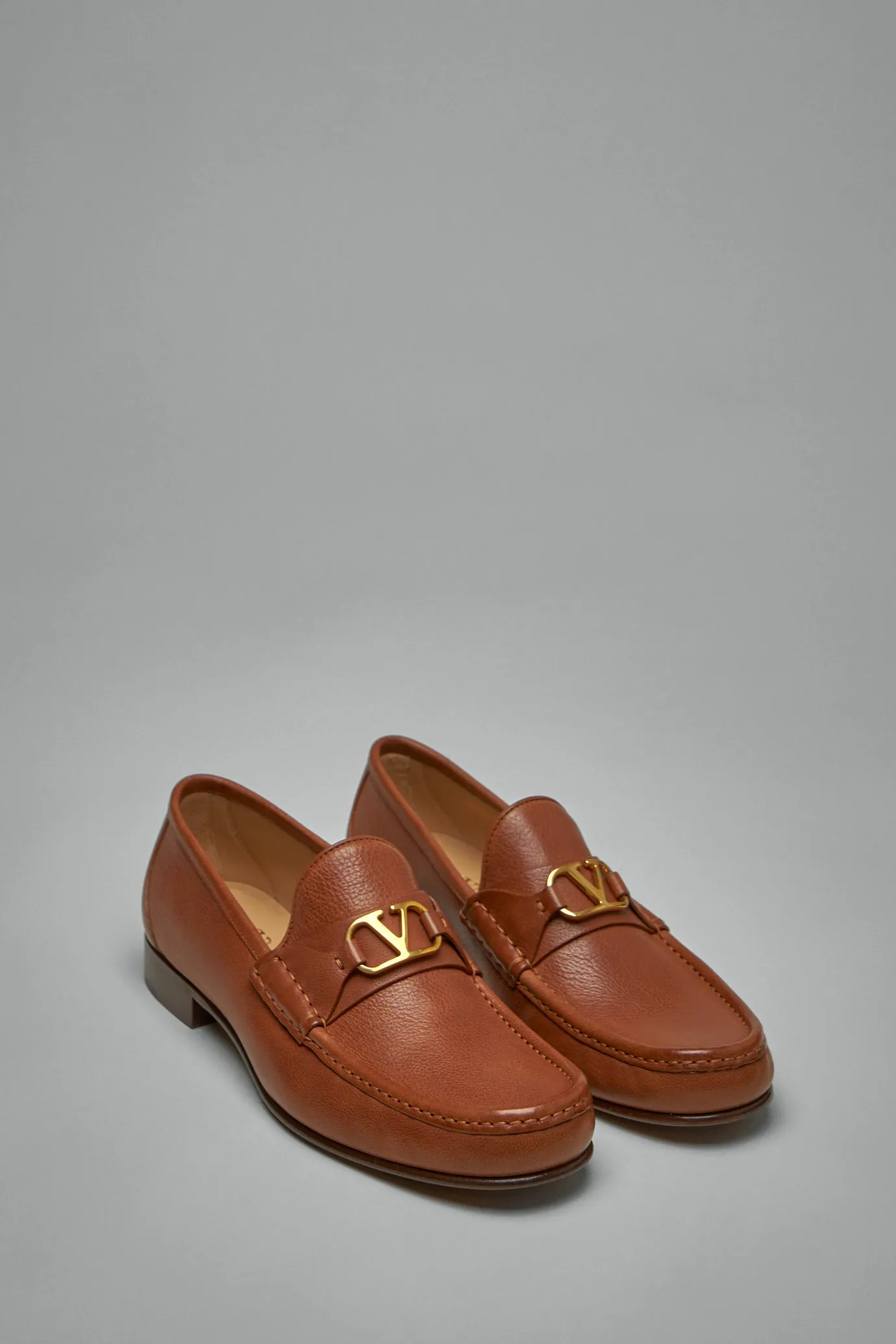 VLogo Signature Loafer